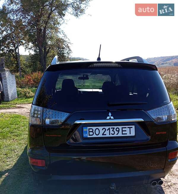 Позашляховик / Кросовер Mitsubishi Outlander 2010 в Бережанах