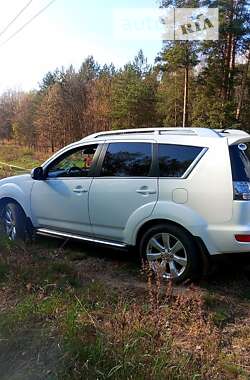 Внедорожник / Кроссовер Mitsubishi Outlander 2010 в Славуте