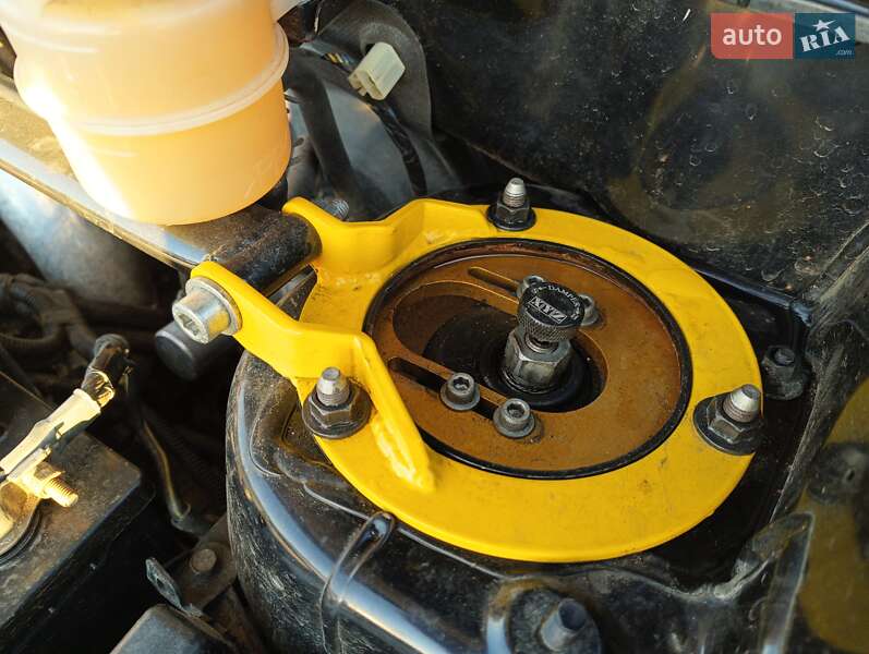 Позашляховик / Кросовер Mitsubishi Outlander 2006 в Ізмаїлі фото 9 Позашляховик / Кросовер Mitsubishi Outlander 2006 в Ізмаїлі