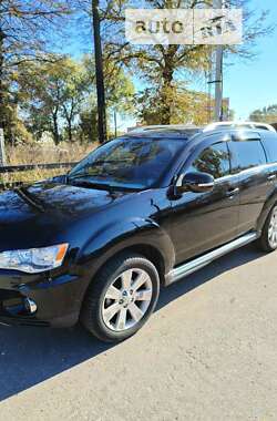 Позашляховик / Кросовер Mitsubishi Outlander 2010 в Чернігові