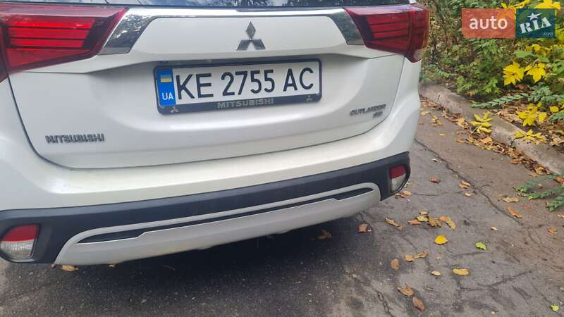 Внедорожник / Кроссовер Mitsubishi Outlander 2019 в Кривом Роге