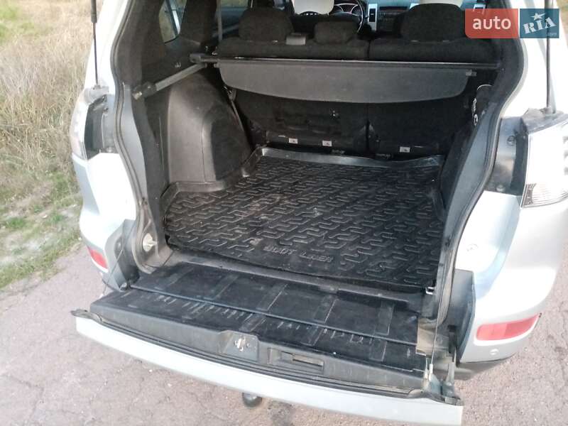 Внедорожник / Кроссовер Mitsubishi Outlander 2008 в Остер фото 26 Внедорожник / Кроссовер Mitsubishi Outlander 2008 в Остер