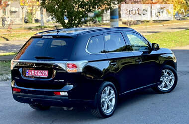 Внедорожник / Кроссовер Mitsubishi Outlander 2013 в Калуше