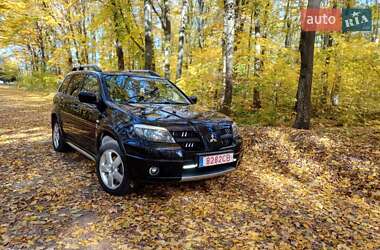 Внедорожник / Кроссовер Mitsubishi Outlander 2006 в Гайсине