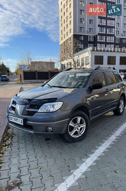 Позашляховик / Кросовер Mitsubishi Outlander 2007 в Хмельницькому