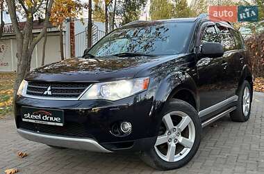 Внедорожник / Кроссовер Mitsubishi Outlander 2007 в Николаеве