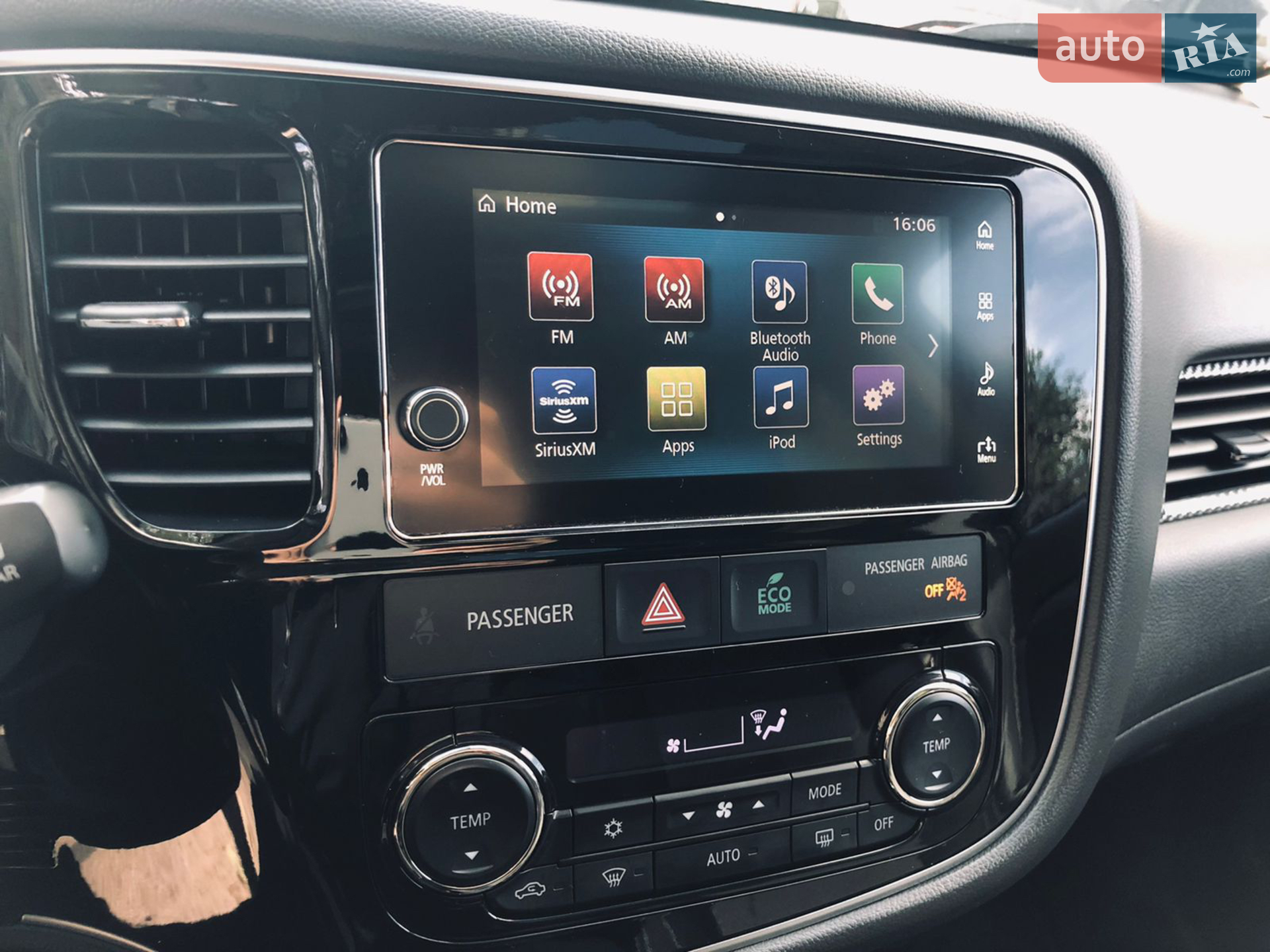 2017 Mitsubishi Outlander - мініатюра 7