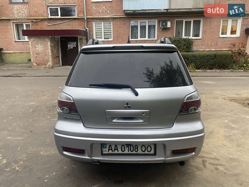 Внедорожник / Кроссовер Mitsubishi Outlander 2007 в Луцке