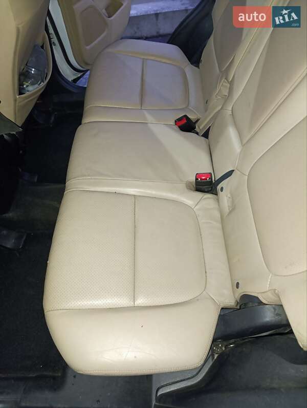 Позашляховик / Кросовер Mitsubishi Outlander 2013 в Білій Церкві