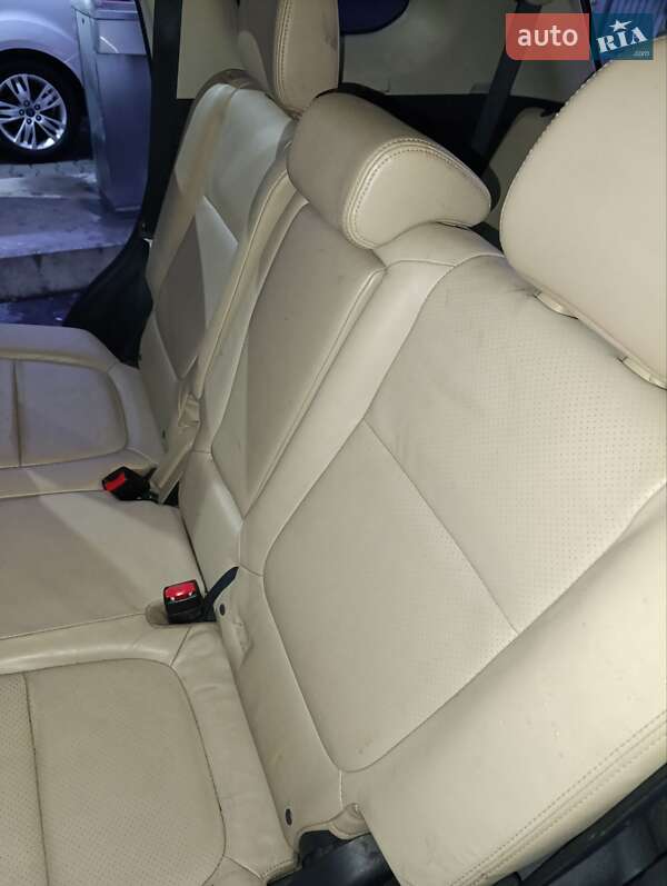 Позашляховик / Кросовер Mitsubishi Outlander 2013 в Білій Церкві