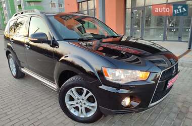 Внедорожник / Кроссовер Mitsubishi Outlander 2012 в Львове