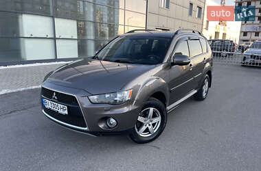 Позашляховик / Кросовер Mitsubishi Outlander 2011 в Полтаві