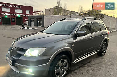 Позашляховик / Кросовер Mitsubishi Outlander 2006 в Харкові