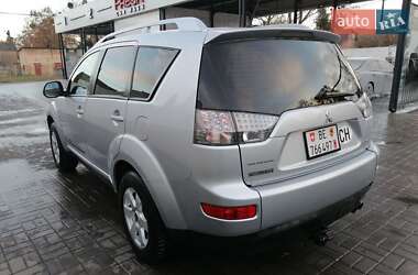 Внедорожник / Кроссовер Mitsubishi Outlander 2009 в Ровно