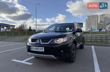 Позашляховик / Кросовер Mitsubishi Outlander 2008 в Києві