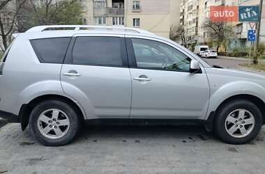 Внедорожник / Кроссовер Mitsubishi Outlander 2008 в Луцке