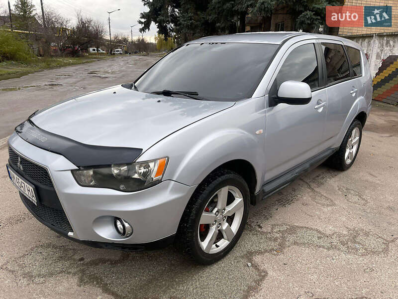 Позашляховик / Кросовер Mitsubishi Outlander 2010 в Коростишеві