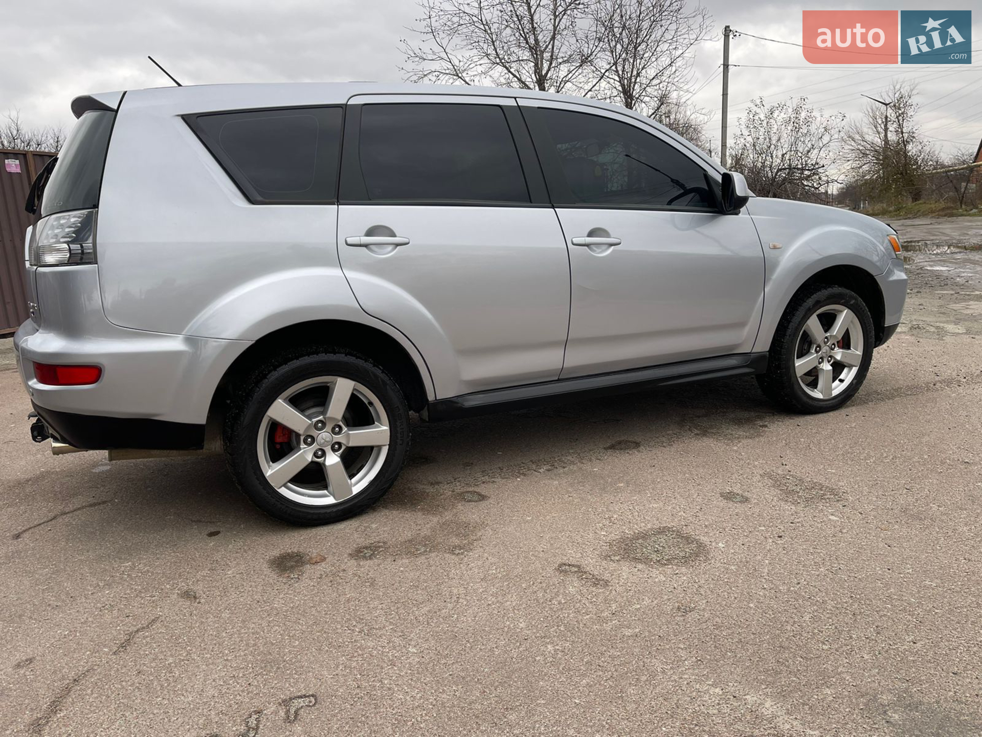 2010 Mitsubishi Outlander - мініатюра 11