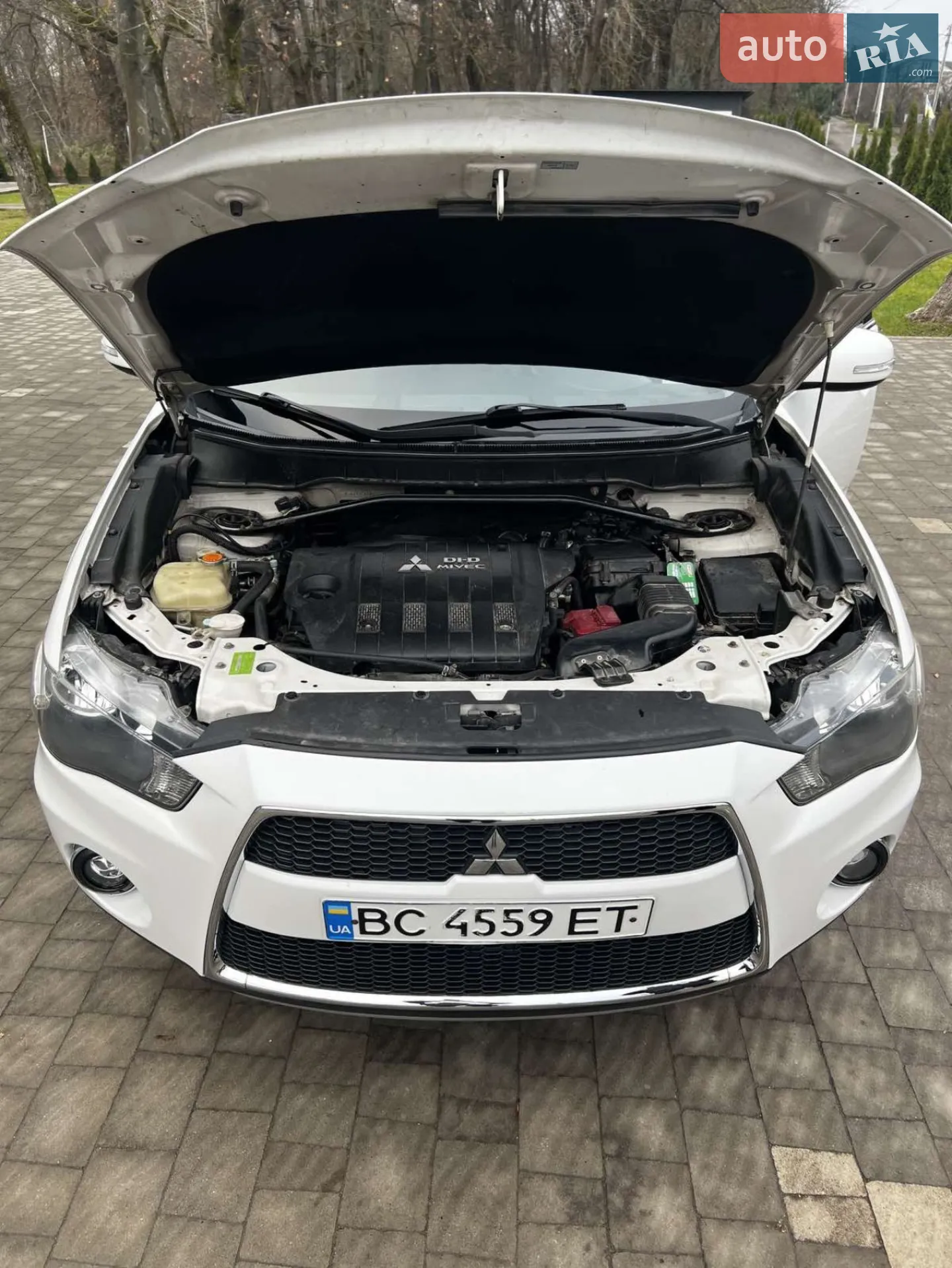 2010 Mitsubishi Outlander - мініатюра 5