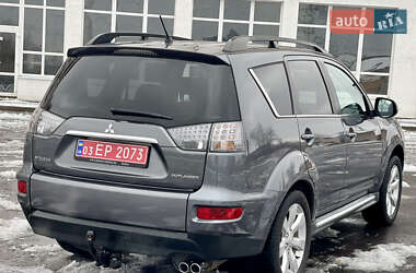 Внедорожник / Кроссовер Mitsubishi Outlander 2011 в Киеве