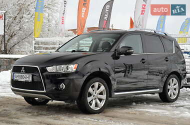 Внедорожник / Кроссовер Mitsubishi Outlander 2010 в Бердичеве