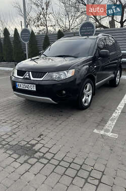 Позашляховик / Кросовер Mitsubishi Outlander 2007 в Харкові