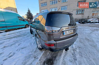 Внедорожник / Кроссовер Mitsubishi Outlander 2010 в Житомире