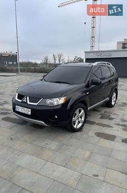 Внедорожник / Кроссовер Mitsubishi Outlander 2008 в Харькове