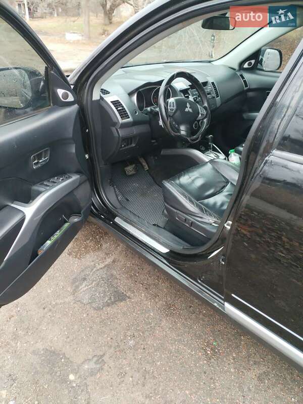 Позашляховик / Кросовер Mitsubishi Outlander 2008 в Кропивницькому