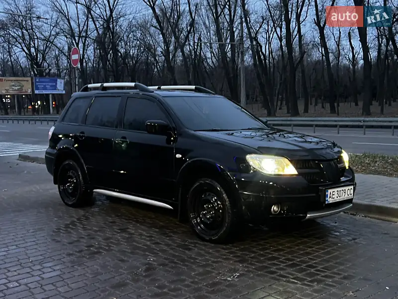 Внедорожник / Кроссовер Mitsubishi Outlander 2007 в 