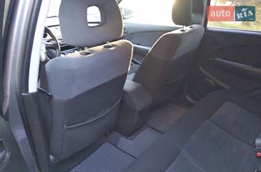 Внедорожник / Кроссовер Mitsubishi Outlander 2006 в 