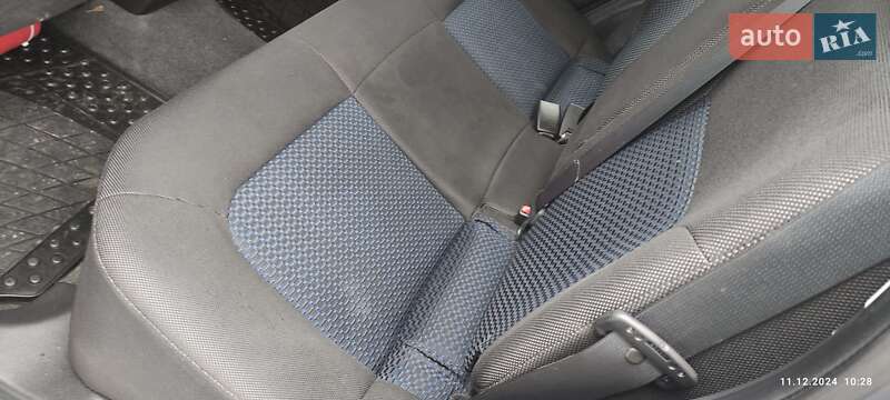 Внедорожник / Кроссовер Mitsubishi Outlander 2008 в Киеве