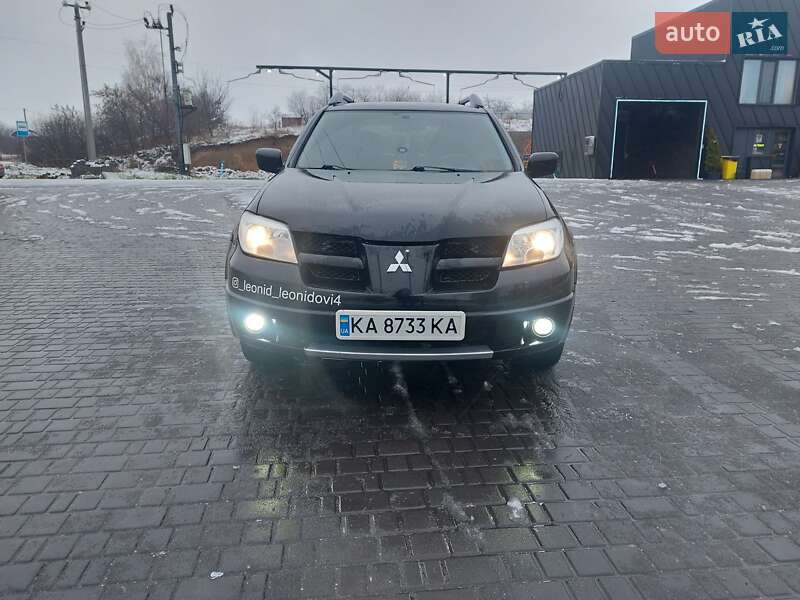 Внедорожник / Кроссовер Mitsubishi Outlander 2008 в Ирпене