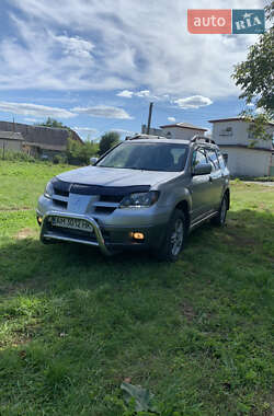 Позашляховик / Кросовер Mitsubishi Outlander 2004 в Бердичеві