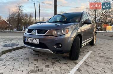 Позашляховик / Кросовер Mitsubishi Outlander 2009 в Стрию