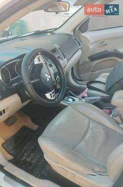 Позашляховик / Кросовер Mitsubishi Outlander 2008 в Кам'янець-Подільському