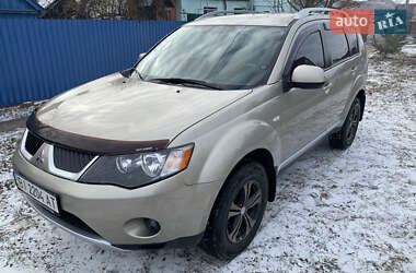 Позашляховик / Кросовер Mitsubishi Outlander 2008 в Полтаві