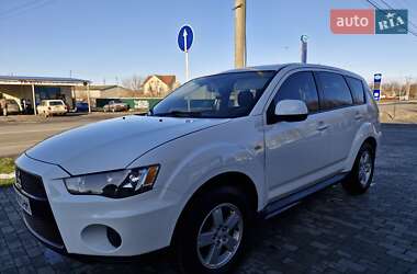 Позашляховик / Кросовер Mitsubishi Outlander 2011 в Миргороді