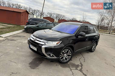 Внедорожник / Кроссовер Mitsubishi Outlander 2017 в Вольнянске