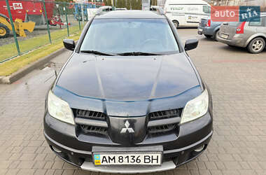 Внедорожник / Кроссовер Mitsubishi Outlander 2007 в Полтаве