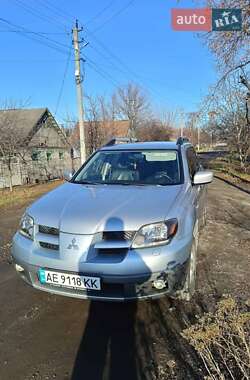 Позашляховик / Кросовер Mitsubishi Outlander 2003 в Павлограді