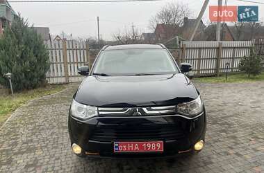 Позашляховик / Кросовер Mitsubishi Outlander 2013 в Луцьку