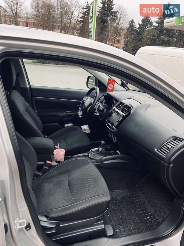 Внедорожник / Кроссовер Mitsubishi Outlander 2014 в Тернополе фото 6 Внедорожник / Кроссовер Mitsubishi Outlander 2014 в Тернополе