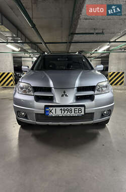 Позашляховик / Кросовер Mitsubishi Outlander 2008 в Києві