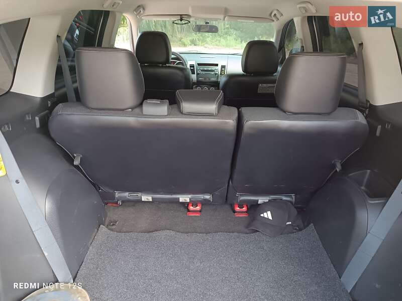 Позашляховик / Кросовер Mitsubishi Outlander 2011 в Глевасі