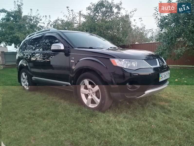 Позашляховик / Кросовер Mitsubishi Outlander 2007 в Львові