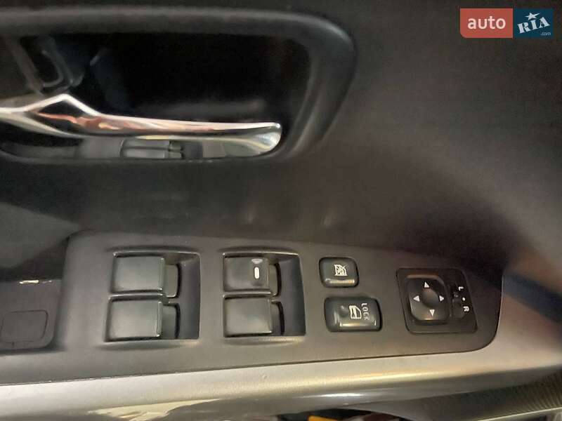 Внедорожник / Кроссовер Mitsubishi Outlander 2013 в Белой Церкви