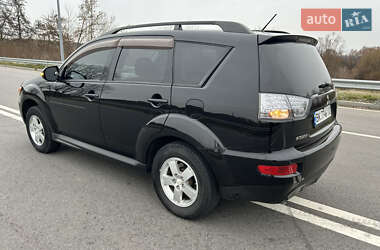 Позашляховик / Кросовер Mitsubishi Outlander 2010 в Хмельницькому