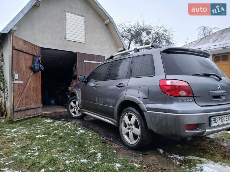 Позашляховик / Кросовер Mitsubishi Outlander 2006 в Івано-Франківську