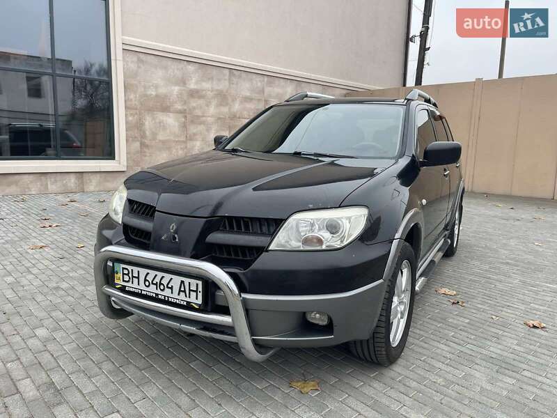 Позашляховик / Кросовер Mitsubishi Outlander 2006 в Миколаєві